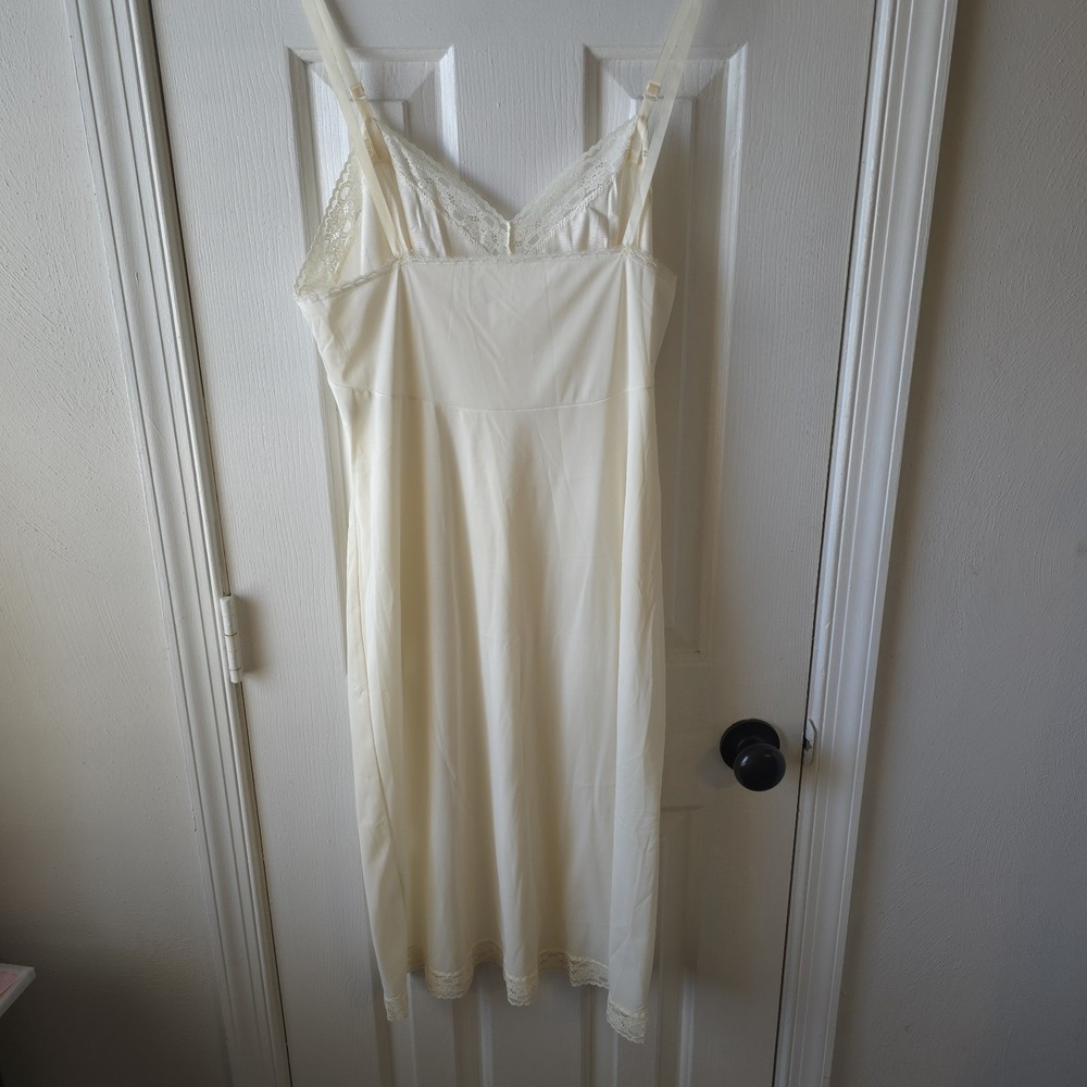 Full Slip Vanity Fair Vintage Nylon Size 38 Ivory - Picture 4 of 8